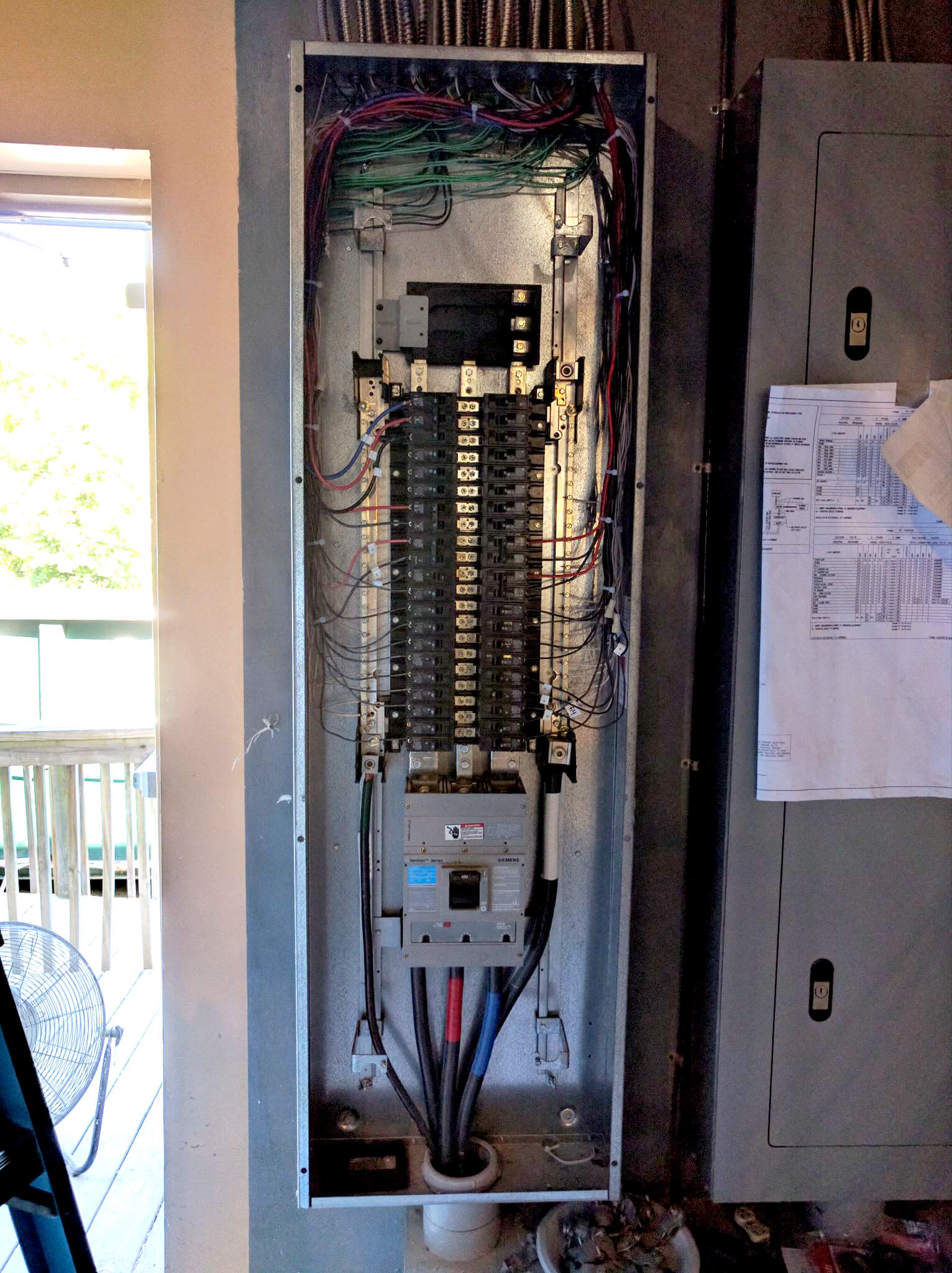 VIKO Electric commercial service installation